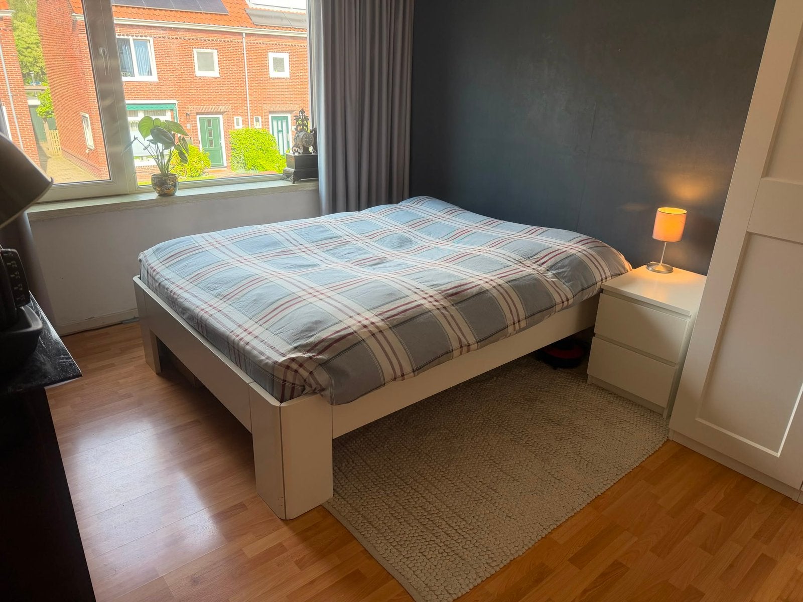 Twijfelaar bed, Plus matras. 1.40m, Ophalen, Zo goed als nieuw, Twijfelaar
