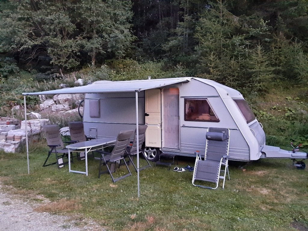 Kip 50GB Grey Line 2001, Omvormbare zithoek, Kachel, Rondzit, Kip