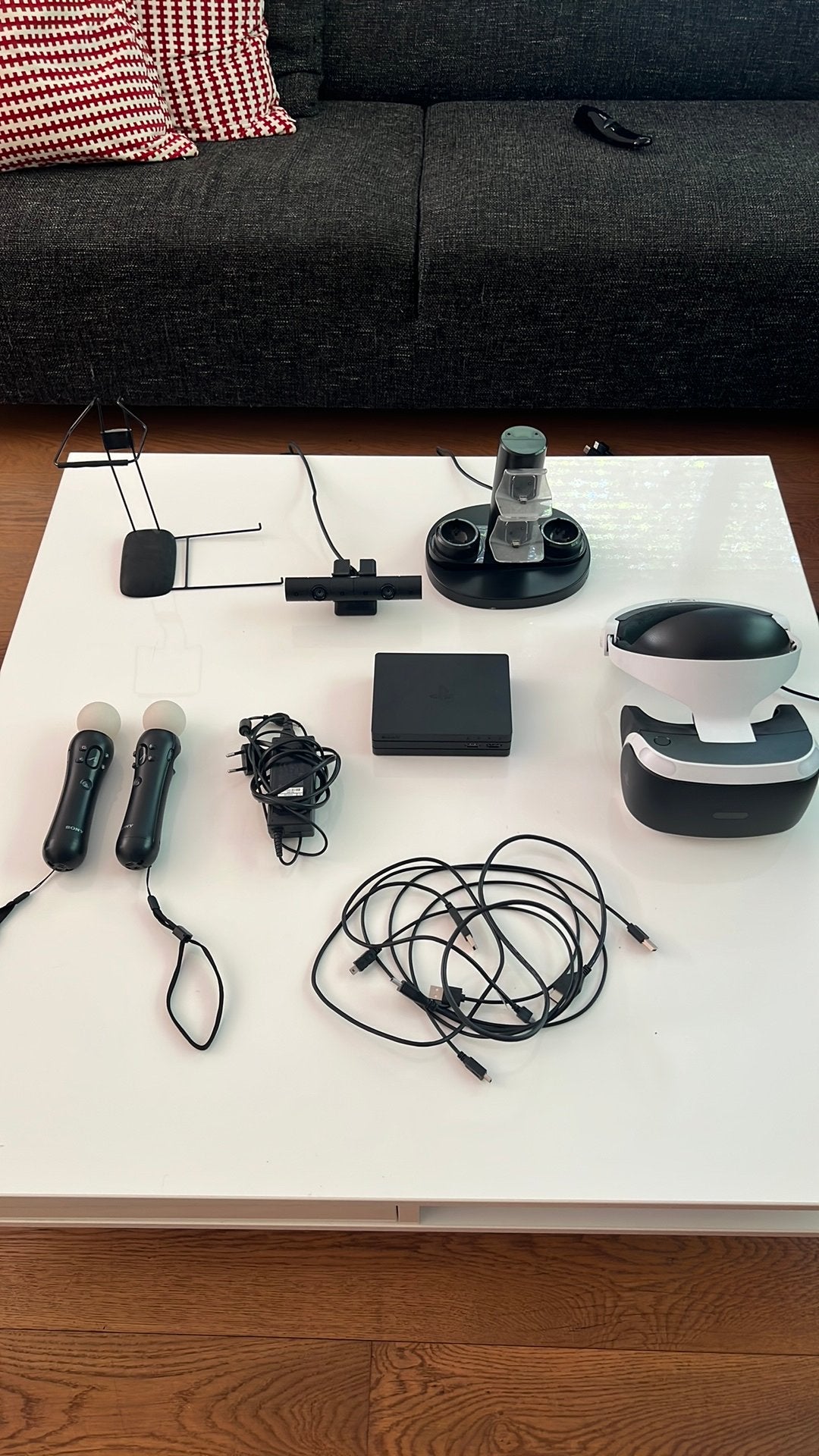 Complete PlayStation VR (V2) Set Incl Oplaadstation, Ophalen of Verzenden, Zo goed als nieuw, Sony PlayStation
