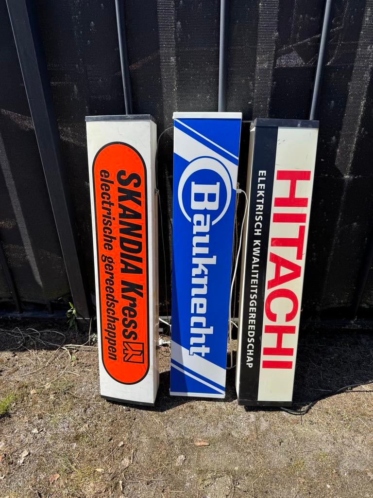 Vintage Lichtbakken: Skandia, Bauknecht, Hitachi Reclame, Verzamelen, Ophalen, Gebruikt, ., Lichtbak of (neon) lamp