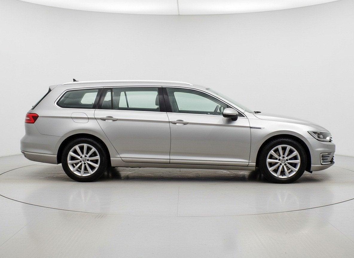 Volkswagen Passat Variant 1.4 TSI GTE Highline|ACC|Trekh|PDC, Auto's, Volkswagen, Gebruikt, Grijs, Hybride Elektrisch/Benzine