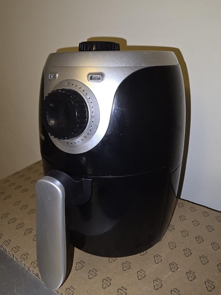 Tristar FR-6980 Mini Crispy Fryer - Compacte Airfryer, Ophalen of Verzenden, Zo goed als nieuw, Airfryer, Minder dan 750 gram