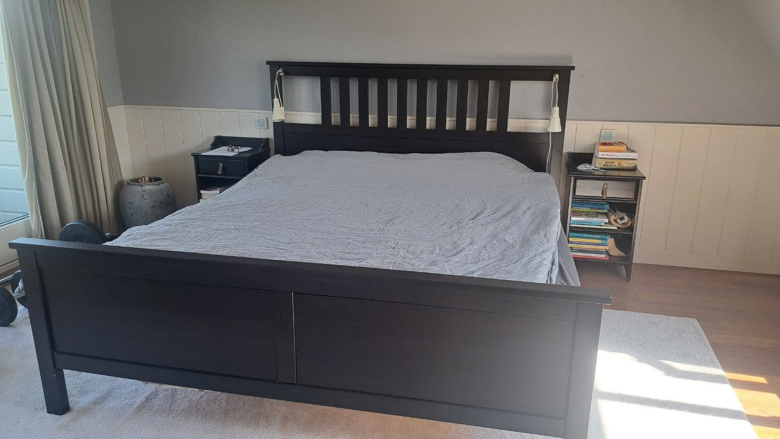 Tweepersoonsbed 180×200 met zwarte ombouw (Ikea), Ophalen, Gebruikt, Tweepersoons, Zwart