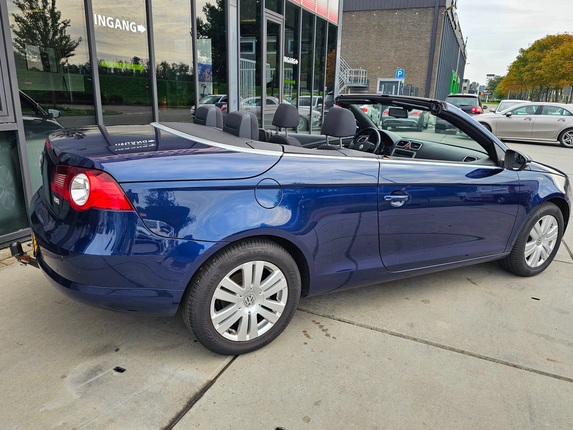 Volkswagen Eos 1.4 TSI LEES ADVERTENTIE, Voorwielaandrijving, Gebruikt, Zwart, 4 cilinders