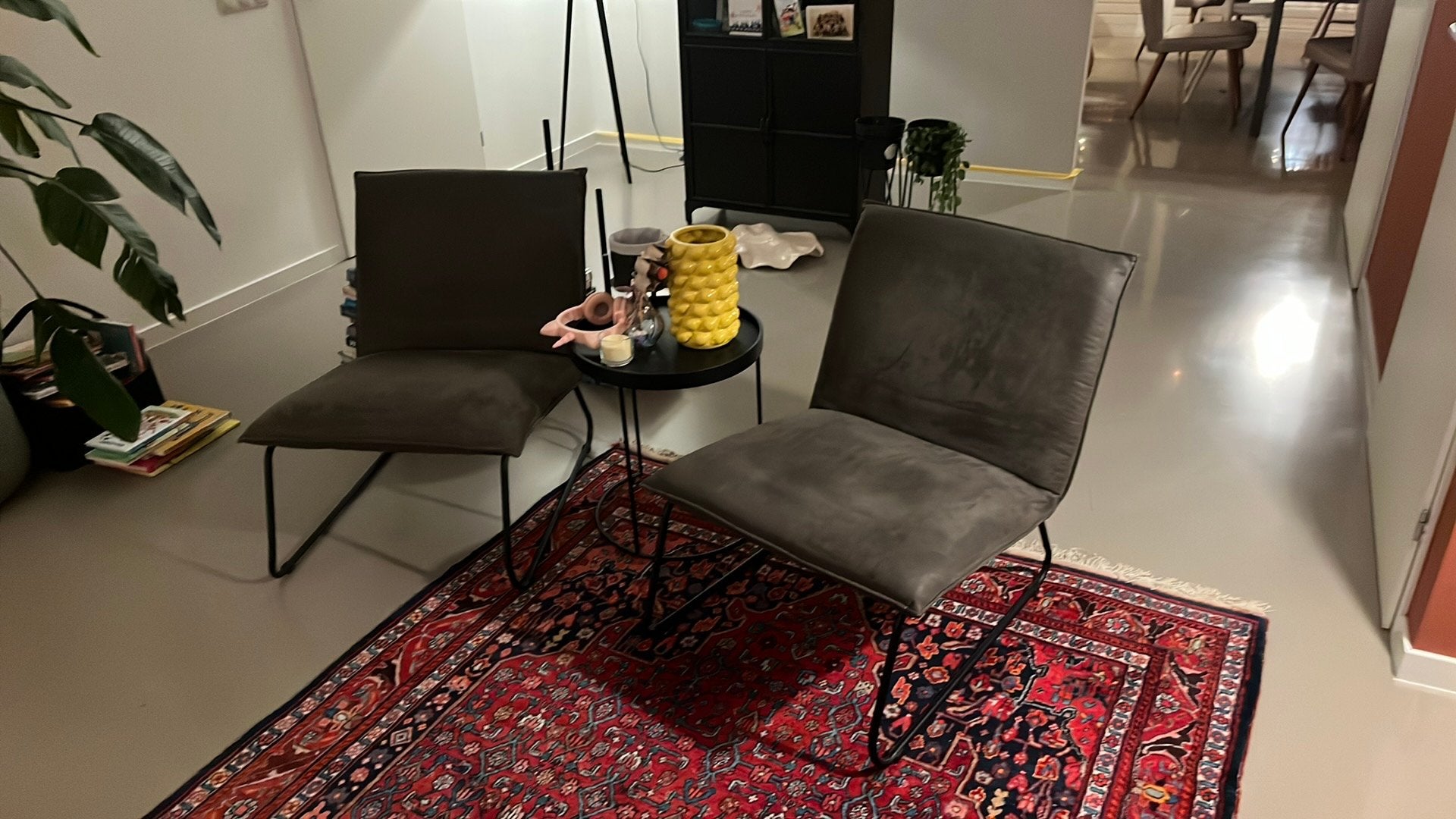 2 stoelen, Ophalen