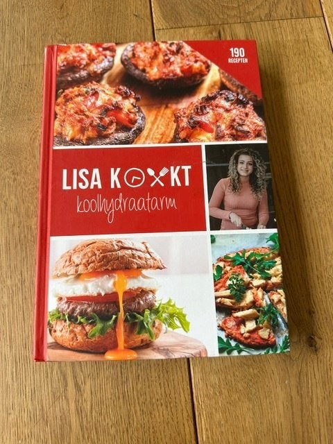 kookboek lisa kookt koolhydraatarm, Boeken, Ophalen of Verzenden, Zo goed als nieuw