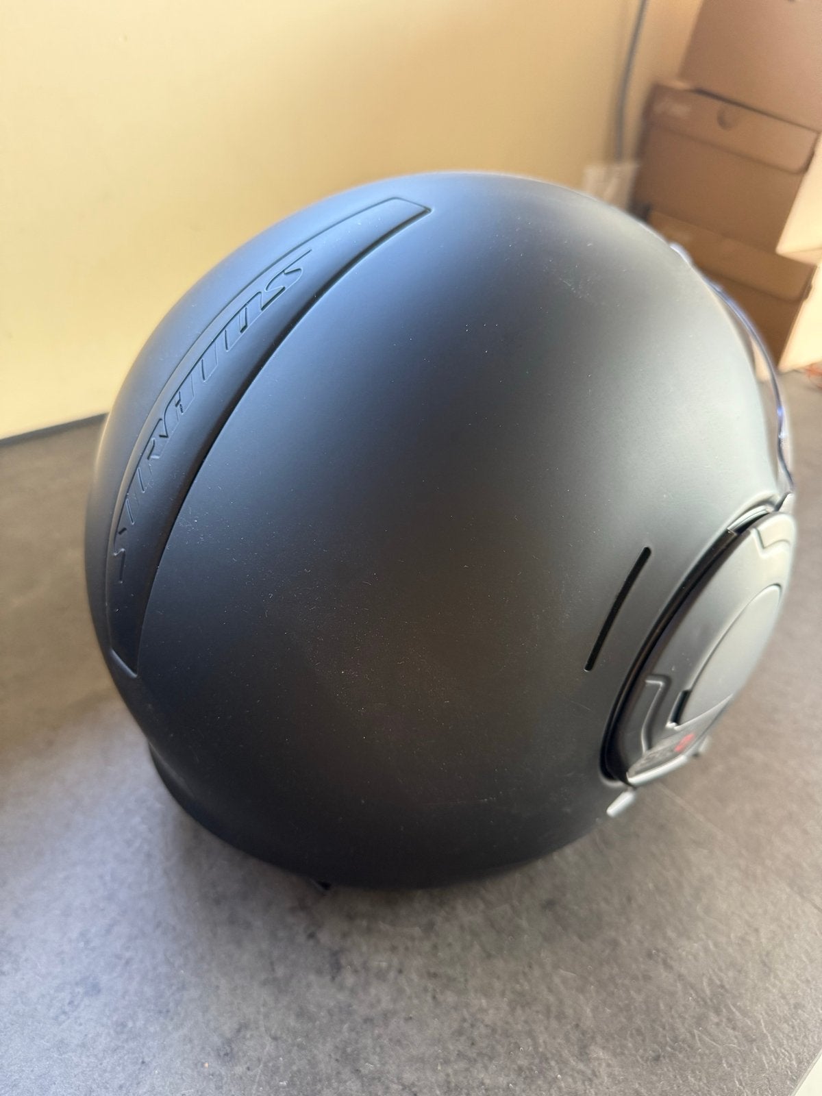 Beon stratos helm! Maat M / Nieuw, niet gebruikt, Motoren, Kleding | Motorhelmen, Ophalen