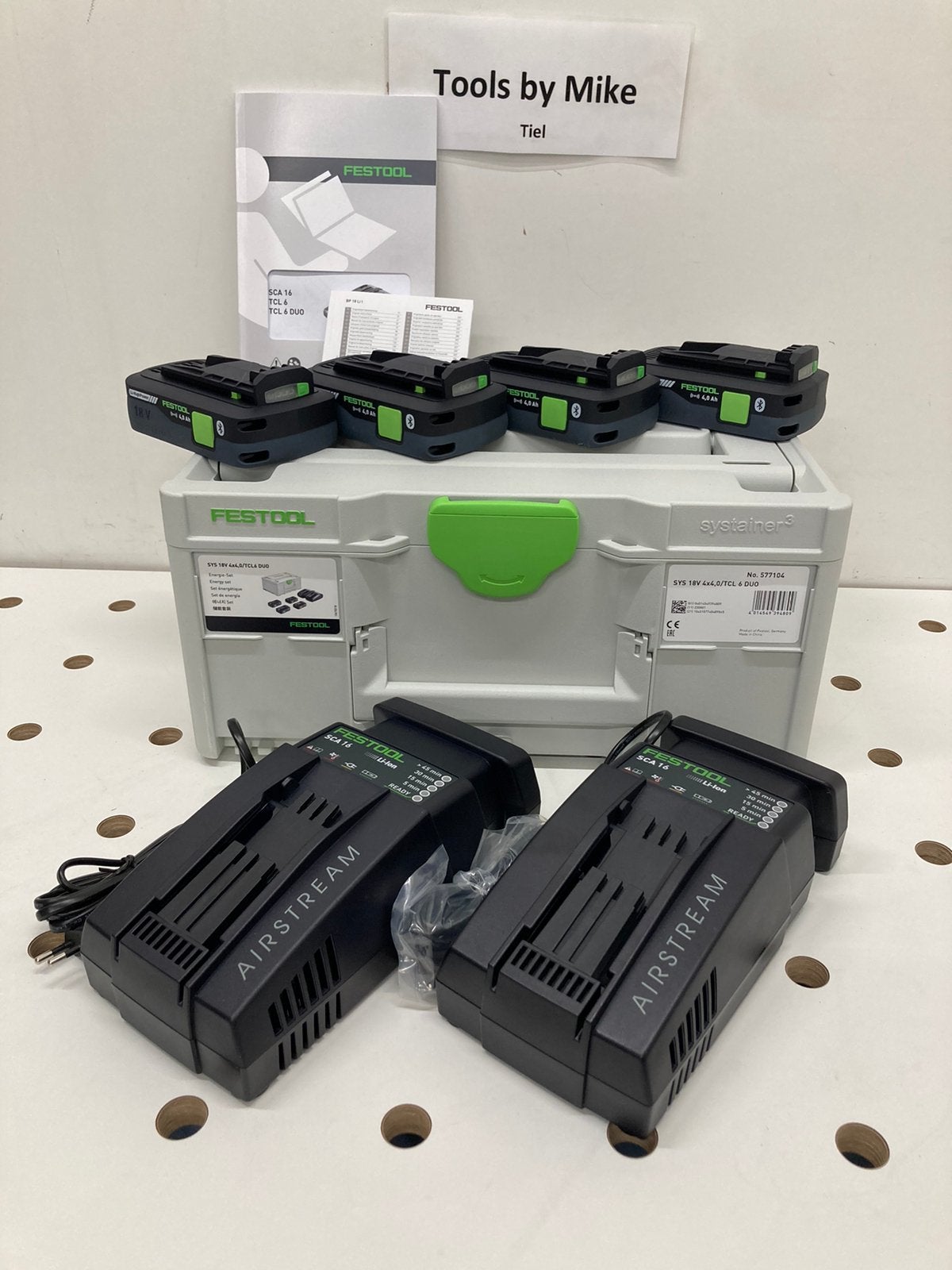 Festool energie-set 4x4.0ah accu lader set, Ophalen, Zo goed als nieuw