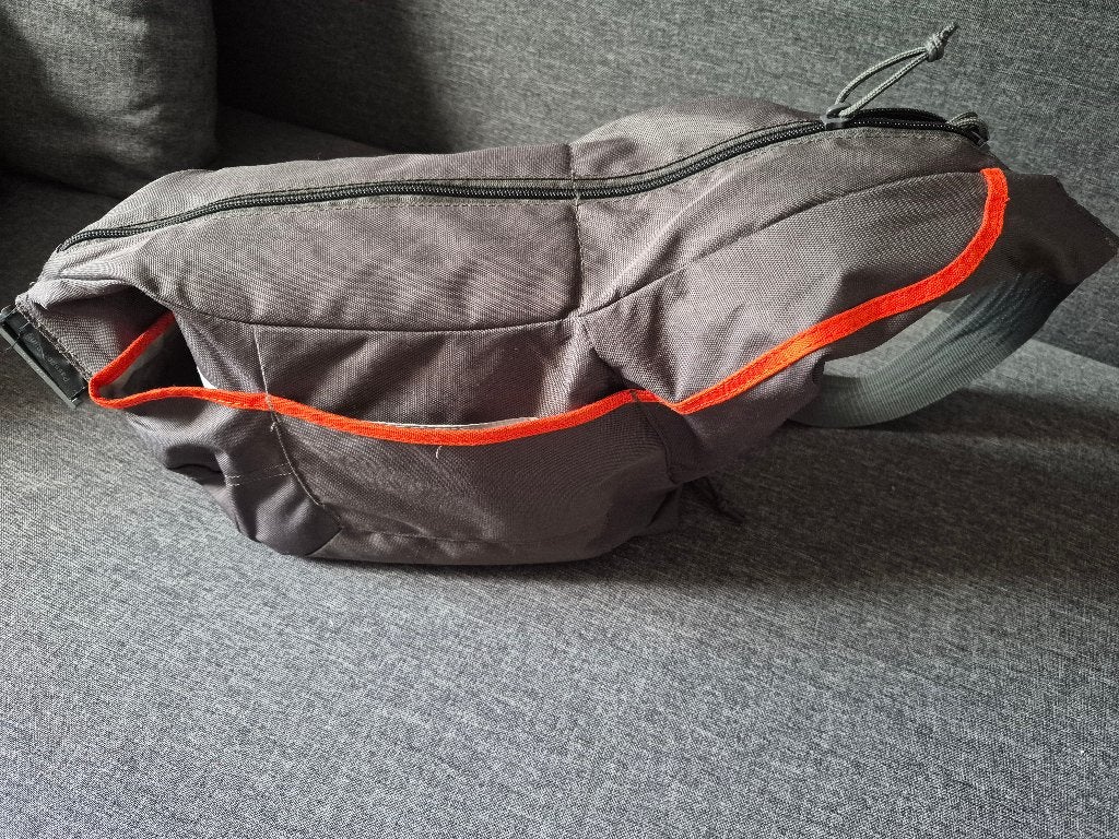 Lowepro Passport Sling III, Zijvakken, Slingtas, Ophalen of Verzenden, Grijs