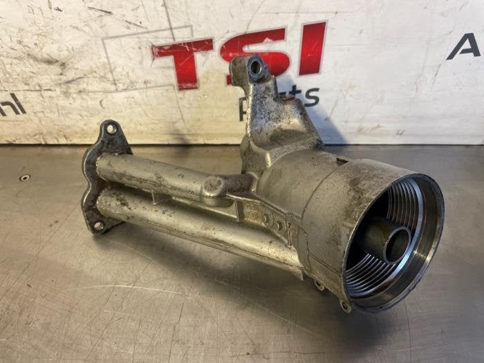 Oliefilterhuis van een Audi Q7, Gebruikt, -, -, -