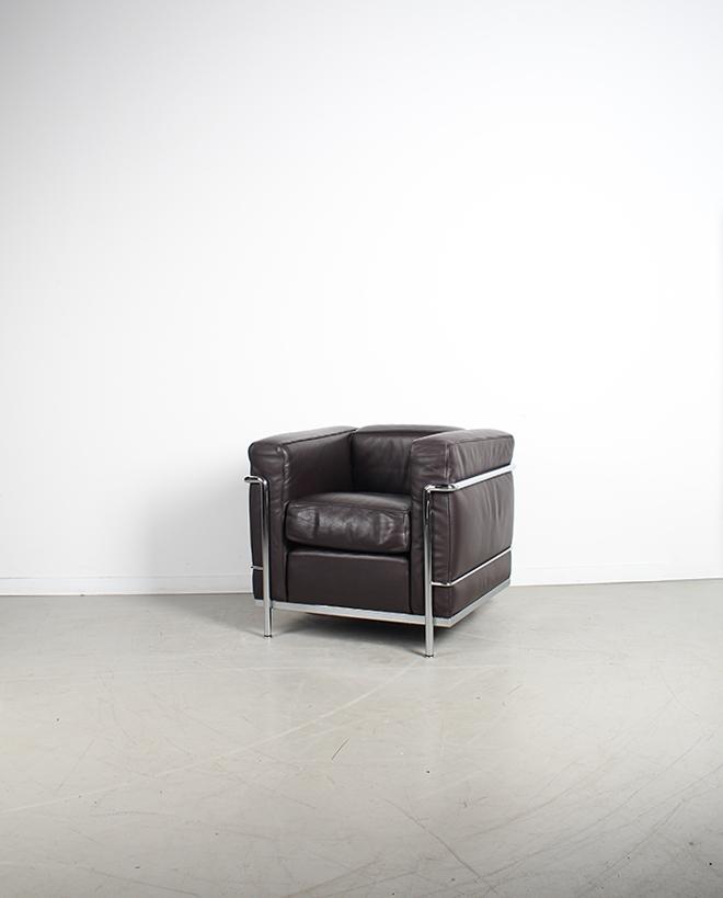 1x Cassina LC2 Le Corbusier Fauteuil Bruin Leer – Chroom, Niet ingevuld, Minder dan 75 cm, Niet ingevuld, Ophalen of Verzenden
