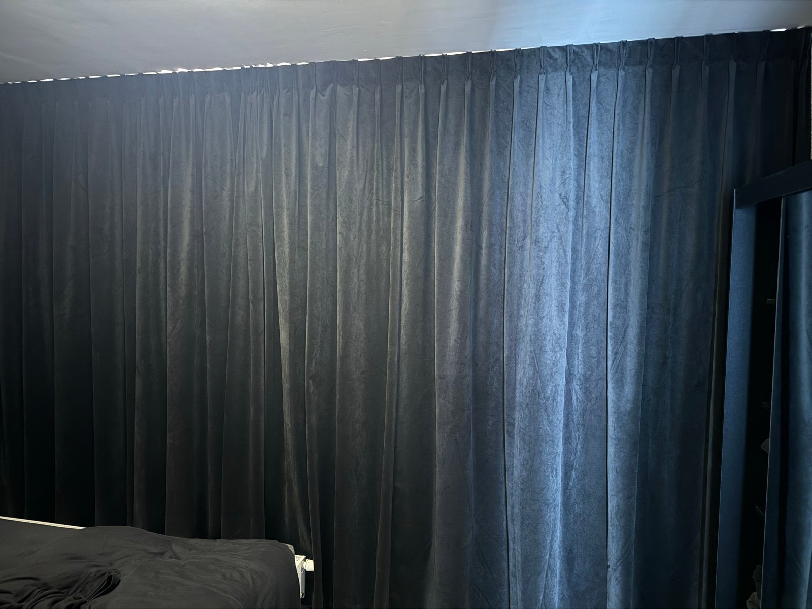 Velours dim-out gordijn antracietgrijs, Verduisterend, Fluweel, 433 cm, Ophalen of Verzenden