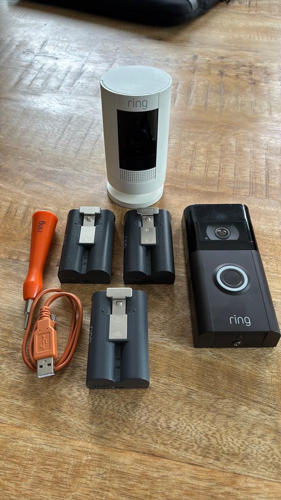 Ring: Video Deurbel + Stick Up Cam + Battery pack, Ophalen of Verzenden, Gebruikt