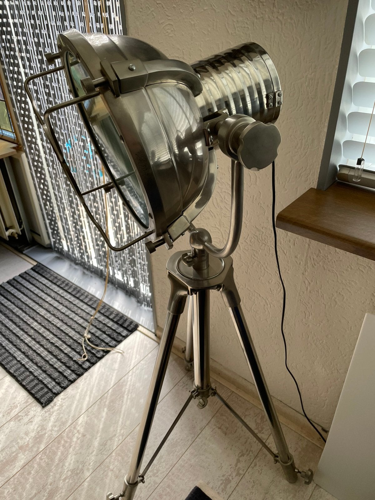 Industriele vloerlamp theaterspot chroom loods 5, Huis en Inrichting, Lampen | Vloerlampen, Ophalen, Zo goed als nieuw, 150 tot 200 cm