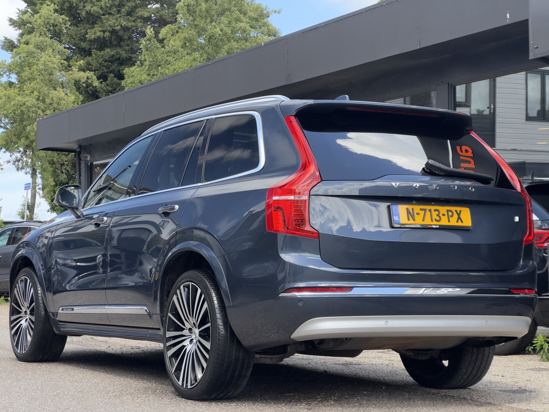 Volvo XC90 2.0 T8 AUT8 RECHARGE 7PERS AWD INSCRIPTION EXCLUS, Gebruikt, Euro 6, 4 cilinders, Blauw