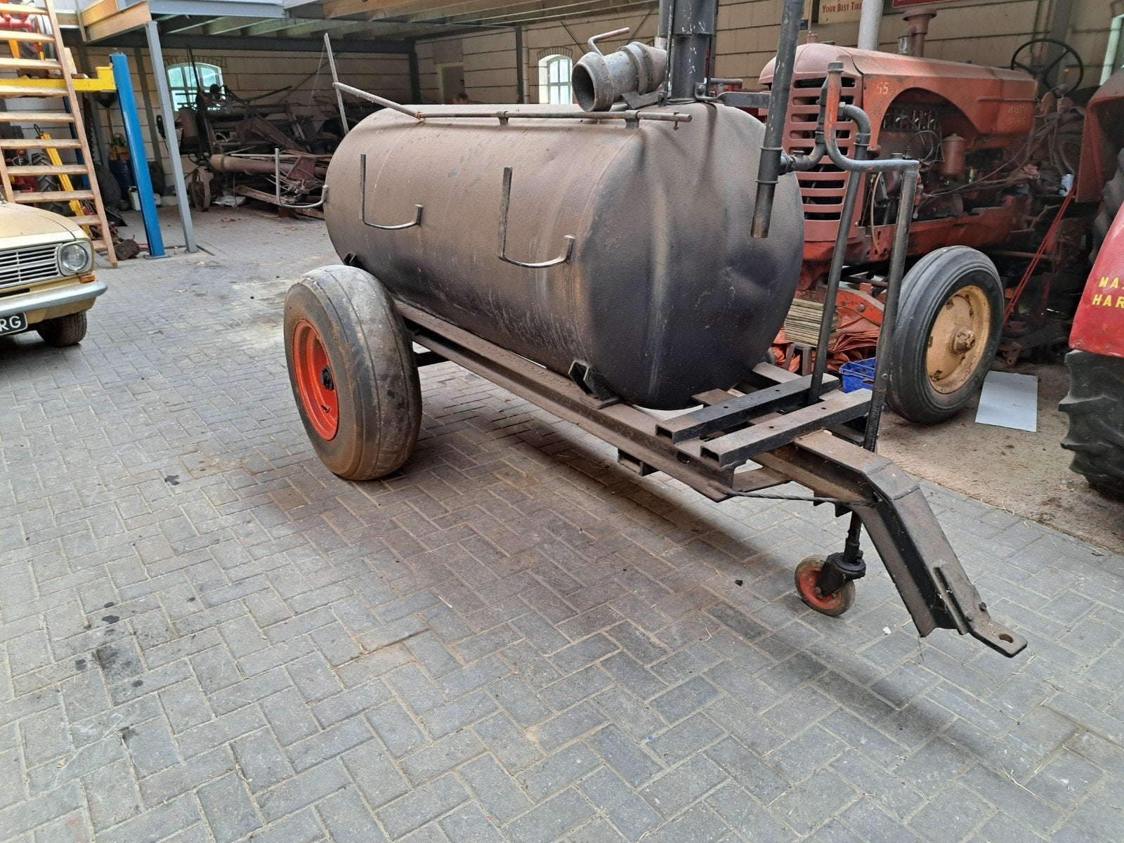 gier/water tank, Ophalen, Gebruikt