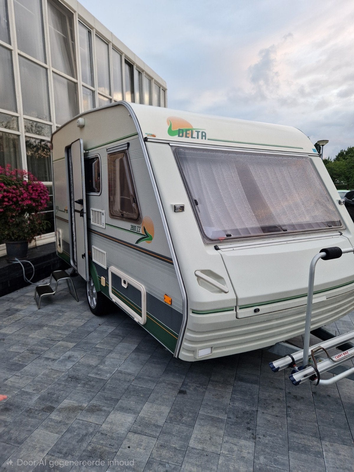 Delta 3900 ZZ caravan met voortent, luifel en erker., Caravans en Kamperen, Treinzit, Particulier, 500 - 750 kg, Delta