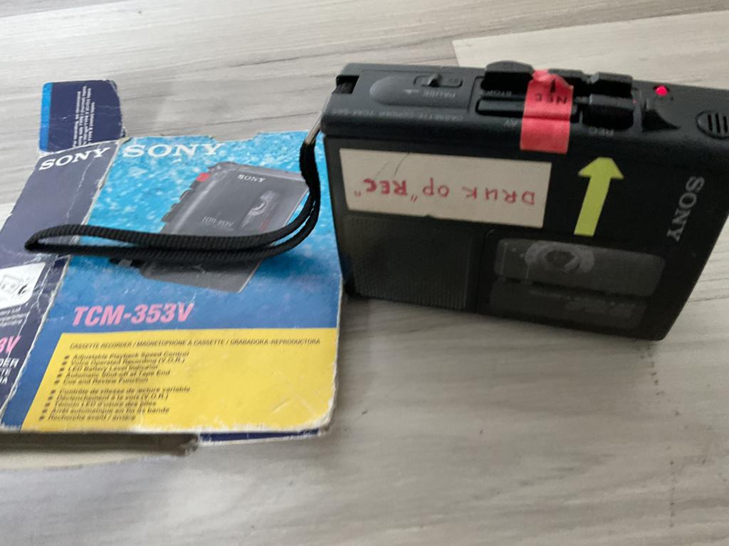 🔥Sony walkman / voicerecorder TCM-353V 🔥defect🔥, Audio, Tv en Foto, Walkmans, Discmans en Minidiscspelers, Ophalen of Verzenden