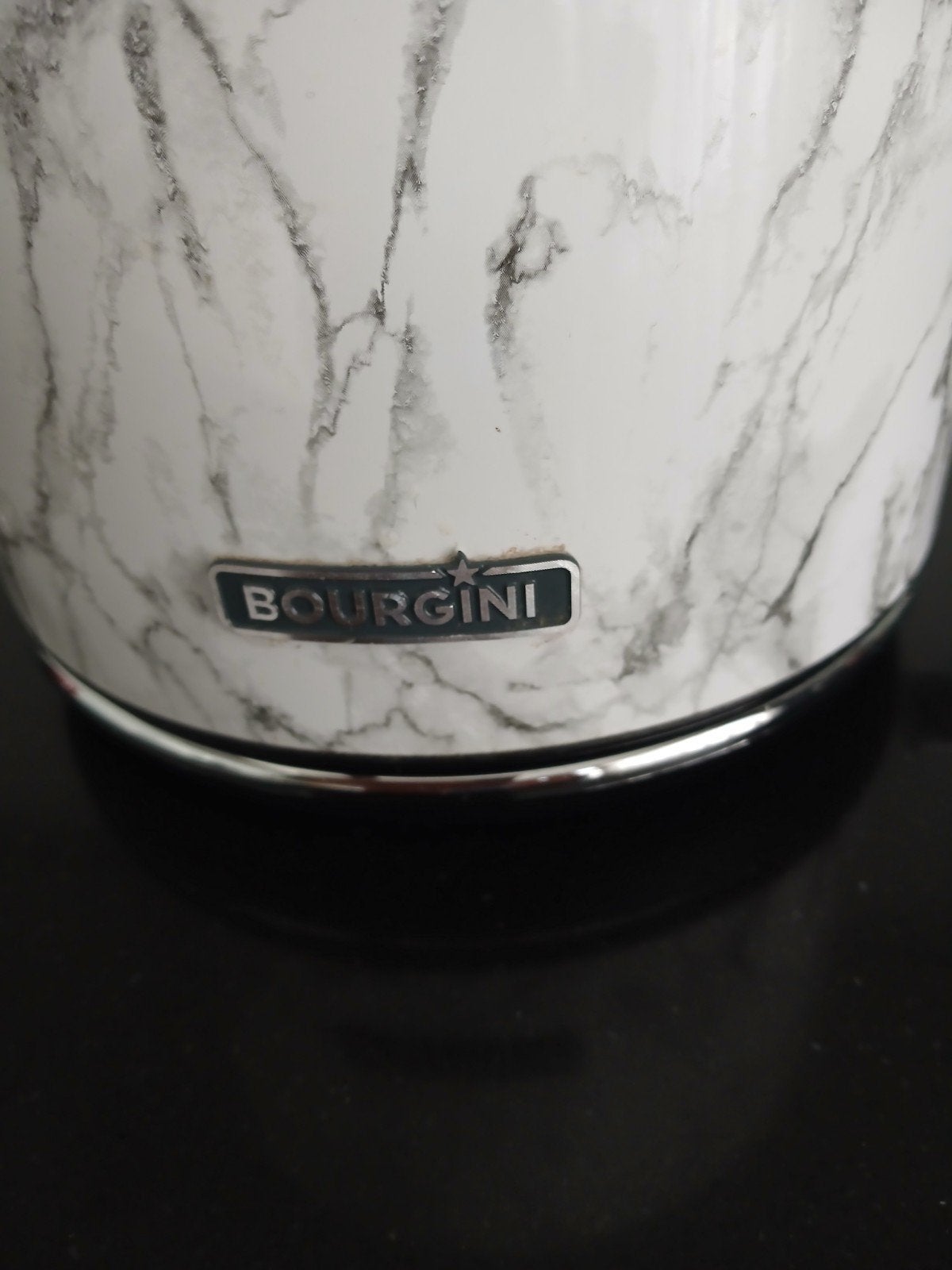 water koker. Bourgini., Ophalen
