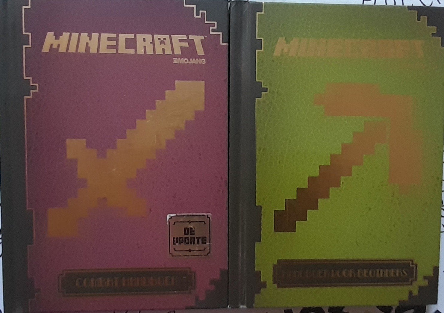 Minecraft handboek voor beginners en combat handboek, Ophalen of Verzenden