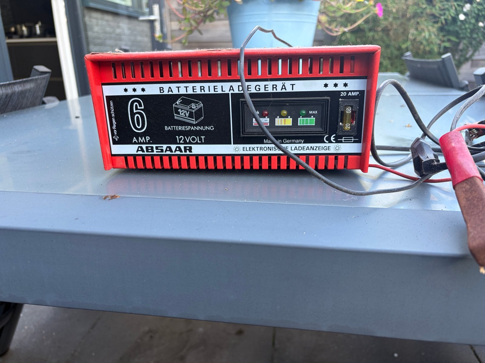 Absaar acculader 6 Amp 12 Volt, Auto-onderdelen, Accu's en Toebehoren, Gebruikt