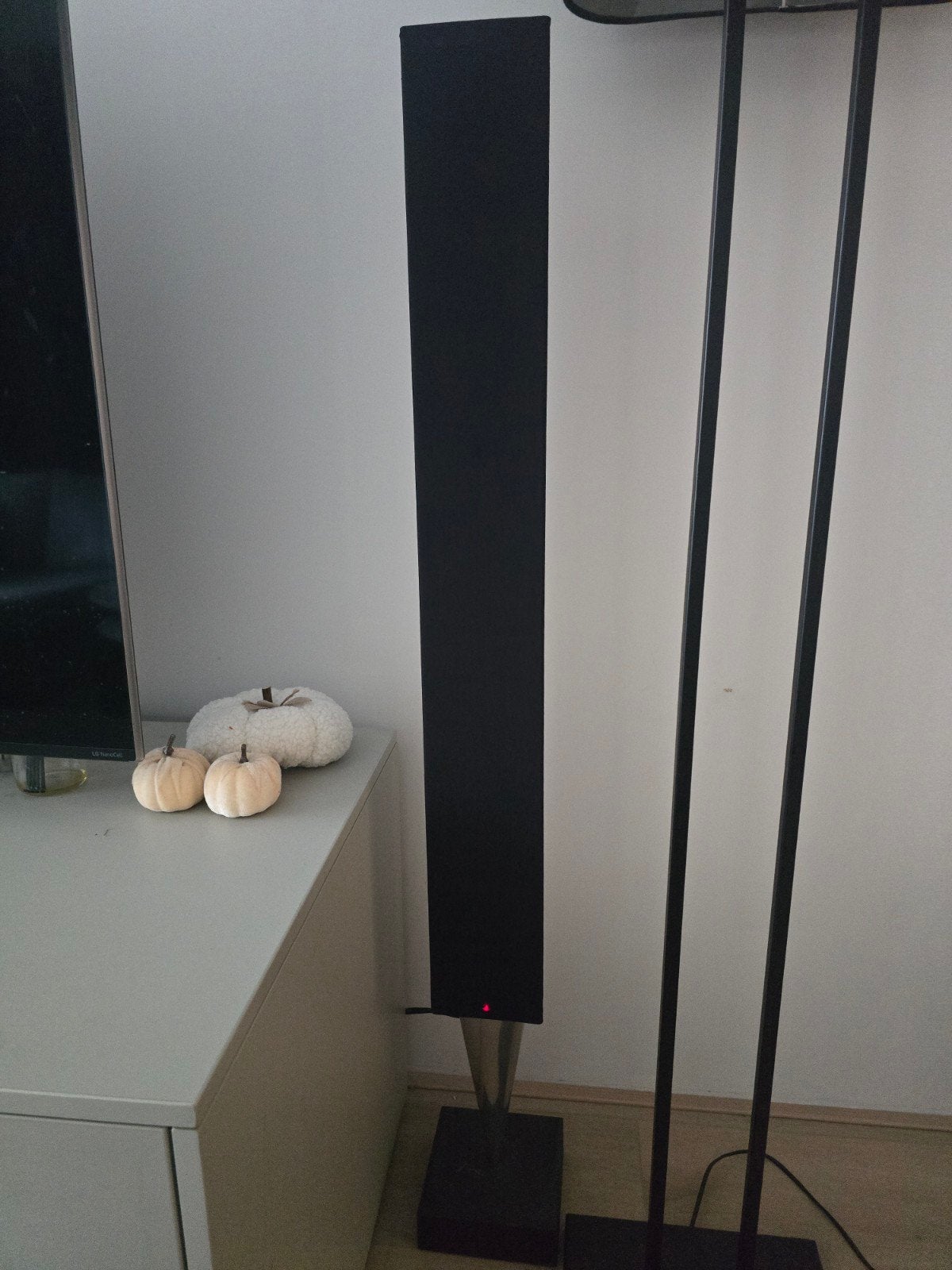 BeoLab 8000 speakers met BeoSound Moment compleet, 150 watt of meer, Vloerstaande luidspreker, Gebruikt, WiFi