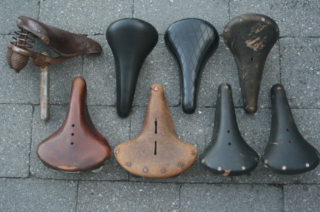 Groot lot antieke / vintage zadels voor fiets / koersfiets, Gebruikt, Leer, Ophalen of Verzenden, Zadel
