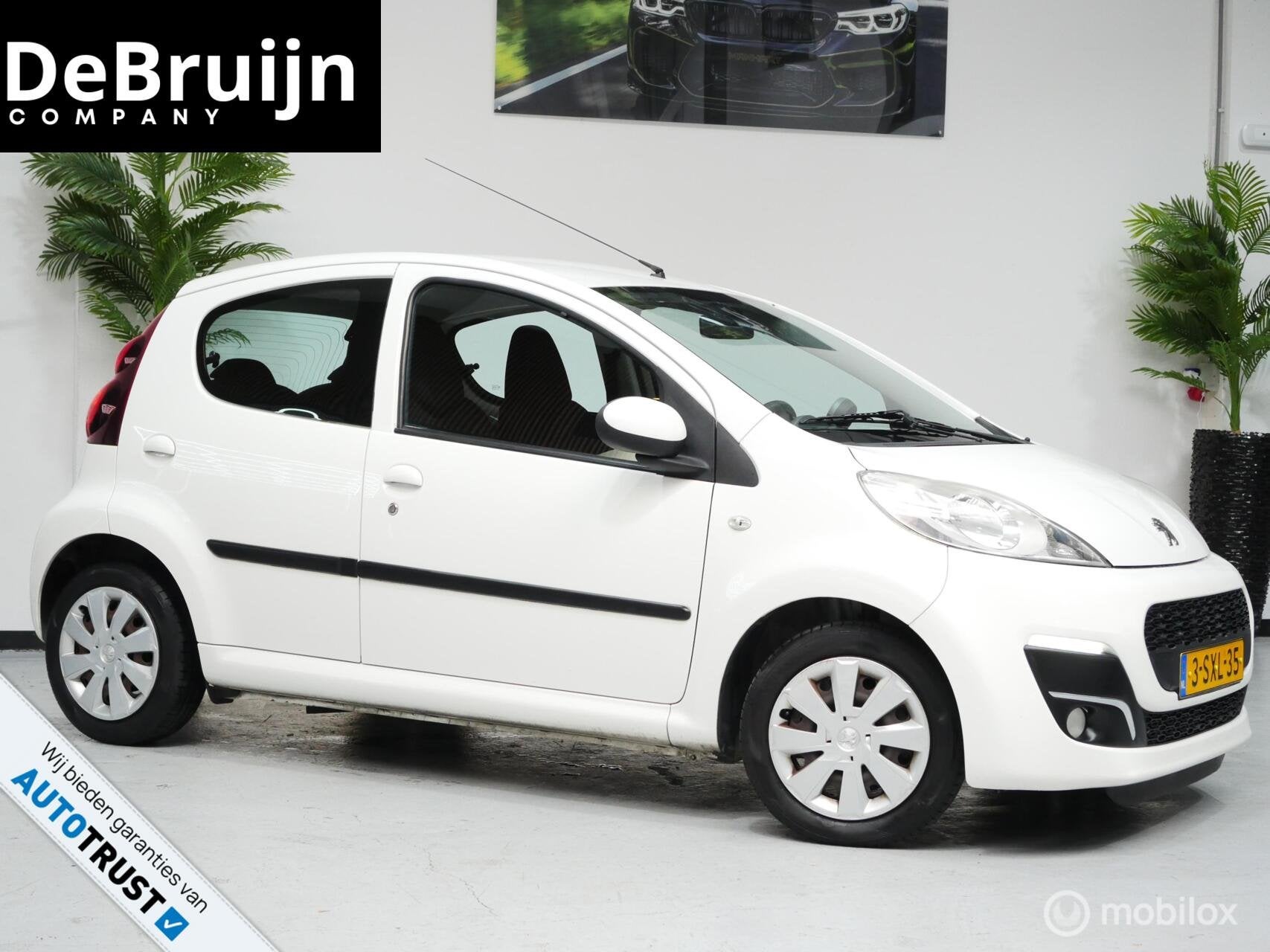 Peugeot 107 1.0 Active | Airco | Dealer OH | Nieuwe APK, Voorwielaandrijving, Euro 5, Gebruikt, Met garantie (alle)