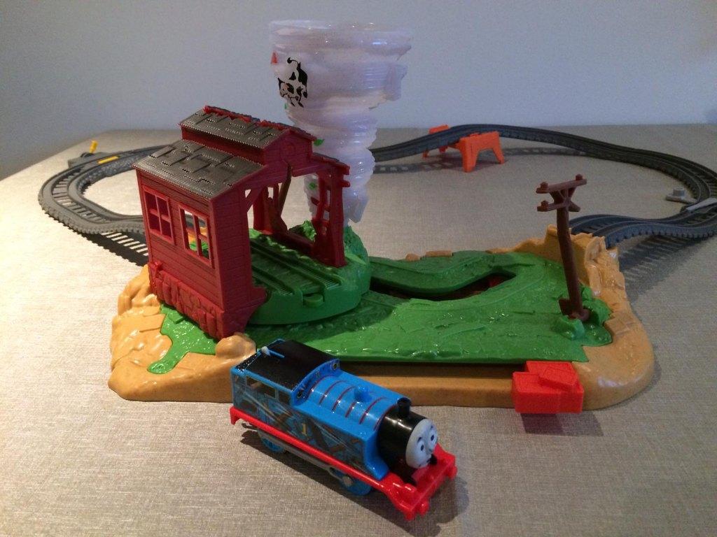 Thomas de trein; Track Master / Twisting Tomado Train Set, Ophalen of Verzenden, Zo goed als nieuw