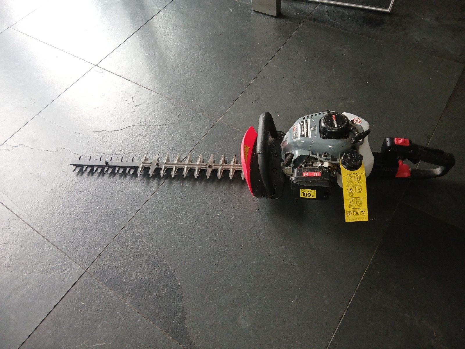 Nieuwe Powerplus Heggenschaar POWEG3010 - Ongebruikt, Ophalen of Verzenden, Nieuw, Benzine, Powerplus