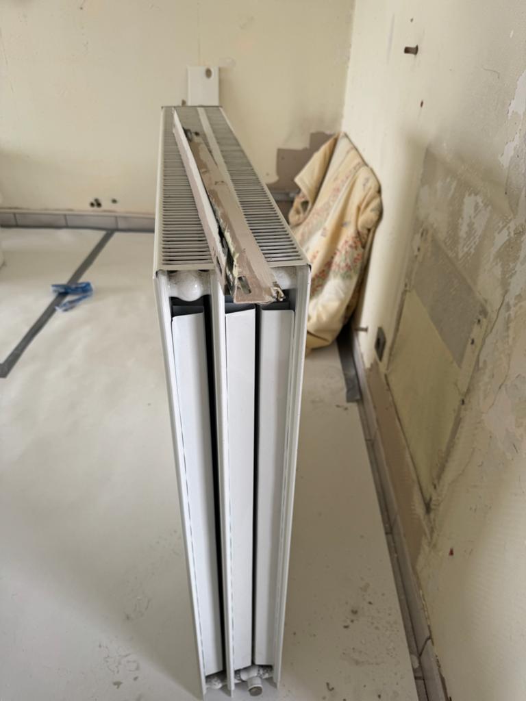 Gebruikte radiator, 60x80 cm, wit, 30 tot 80 cm, Radiator, Ophalen of Verzenden, 60 tot 150 cm