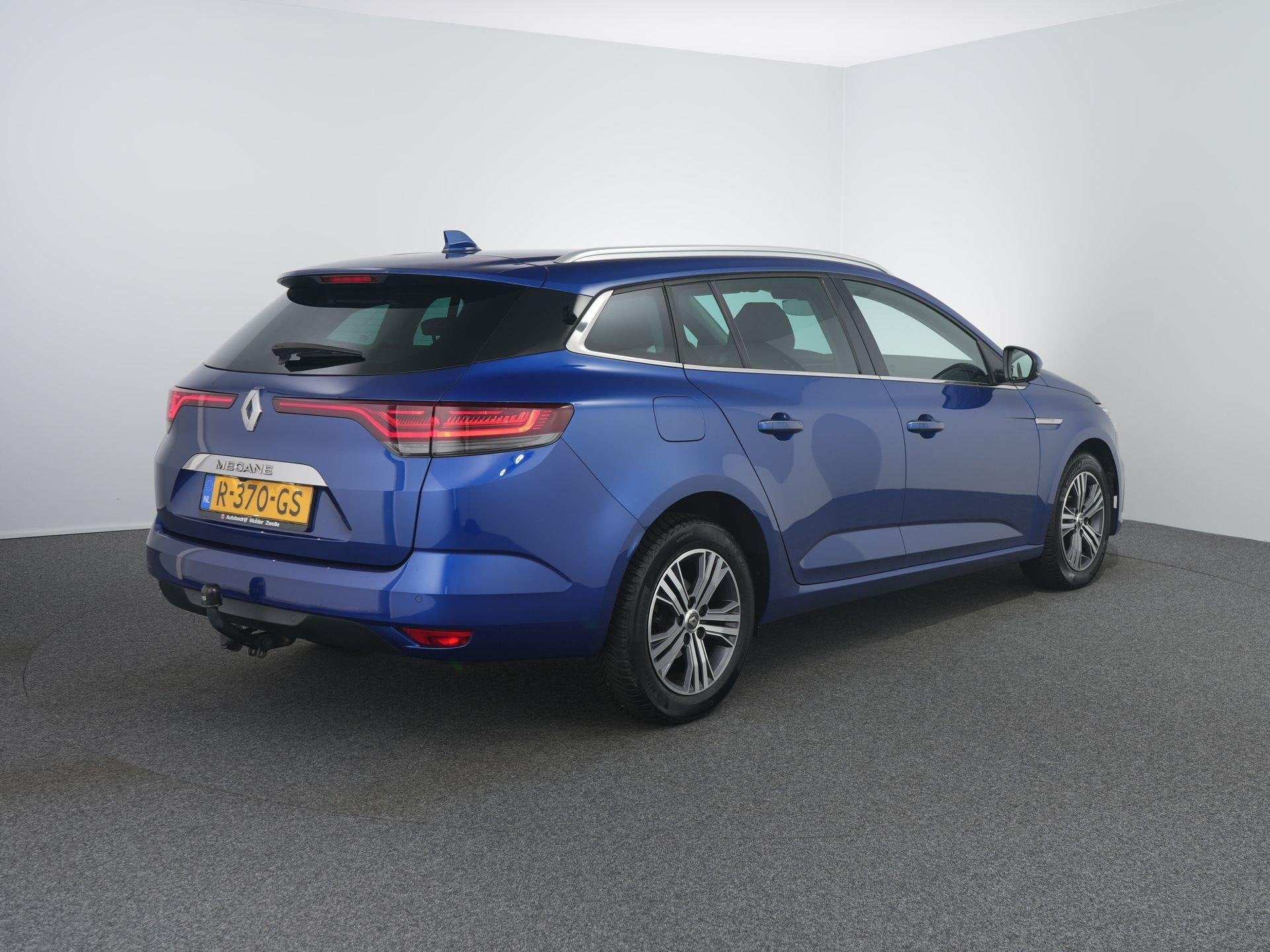 Renault Mégane Estate 1.3 TCe Intens Trekhaak | Carplay | N, Auto's, Stof, Gebruikt, Euro 6, 4 cilinders