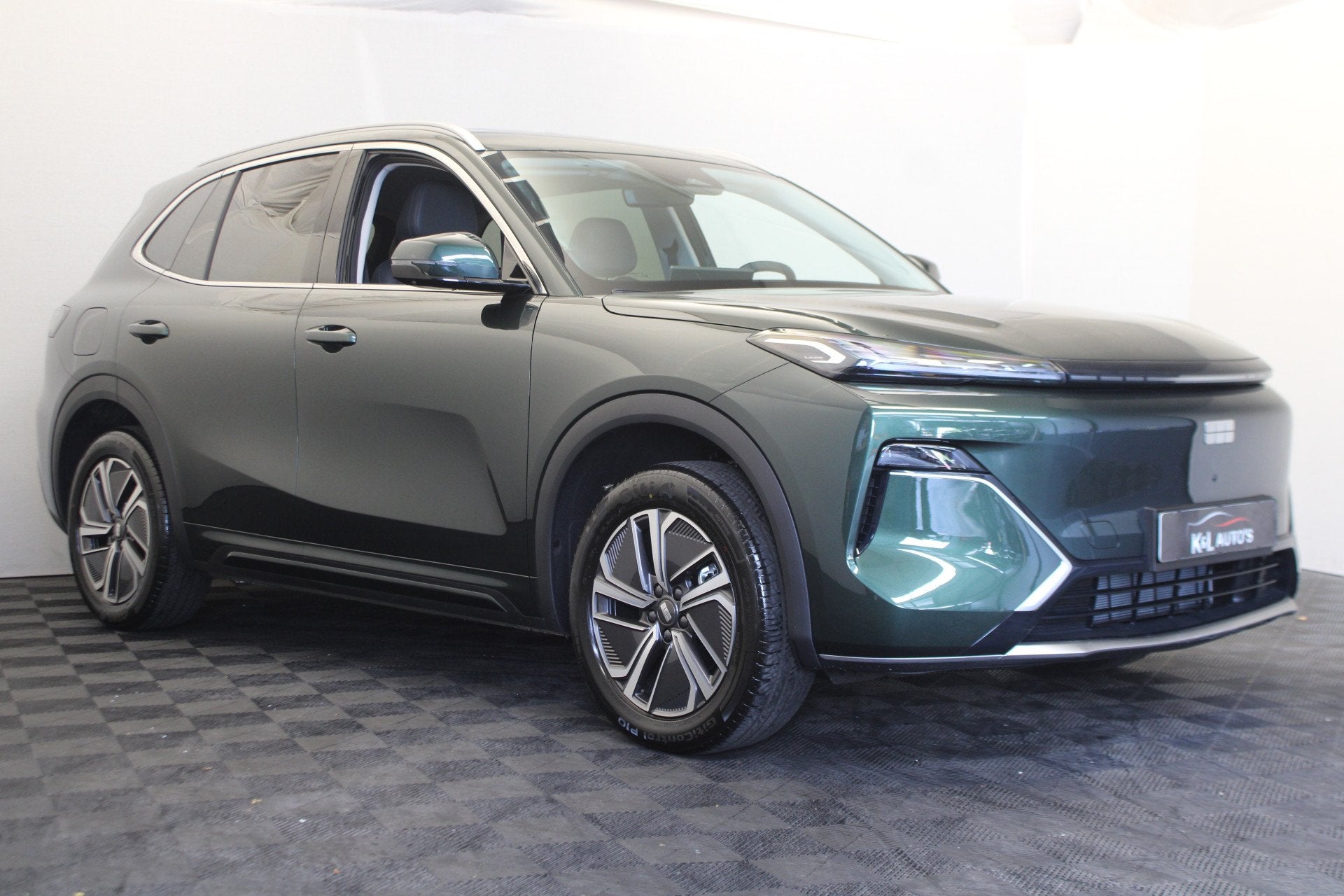 GEELY Starray EM-i 1.5 Pro |Plug in Hybrid|83km Elektrisch|, Auto's, Overige Auto's, Zwart, 4 cilinders, Origineel Nederlands