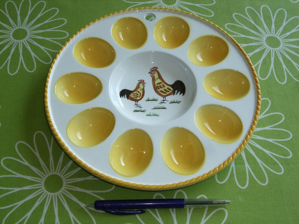 Vintage serveerschaal voor gevulde eieren - 23cm doorsnede, Verzamelen, Retro, Ophalen of Verzenden, Overige typen