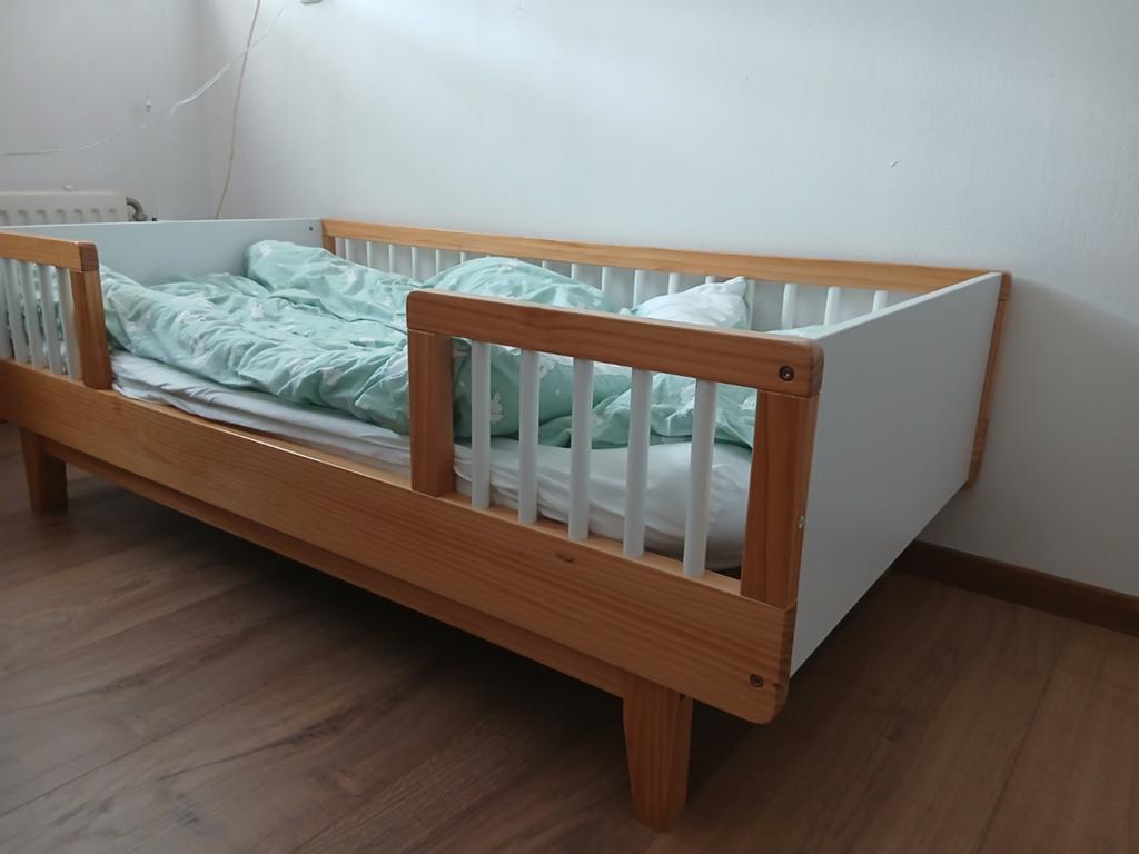 Kinder peuterbed Petit Amelie, Kinderen en Baby's, Kinderkamer | Bedden, Ophalen, Gebruikt, 140 tot 160 cm, 70 tot 85 cm