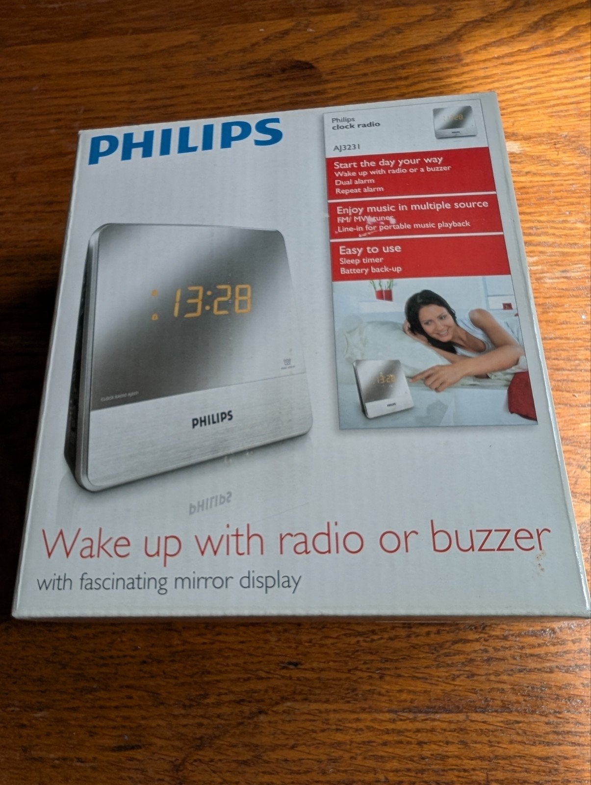 Philips AJ231 Wekker met radio en spiegeldisplay, Ophalen of Verzenden, Zo goed als nieuw, Digitaal