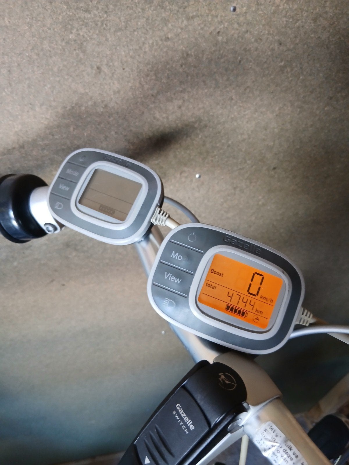 Displays 2 stuks (zie omschrijving), Fietsen en Brommers, Fietsonderdelen, Ophalen, Elektrische fiets