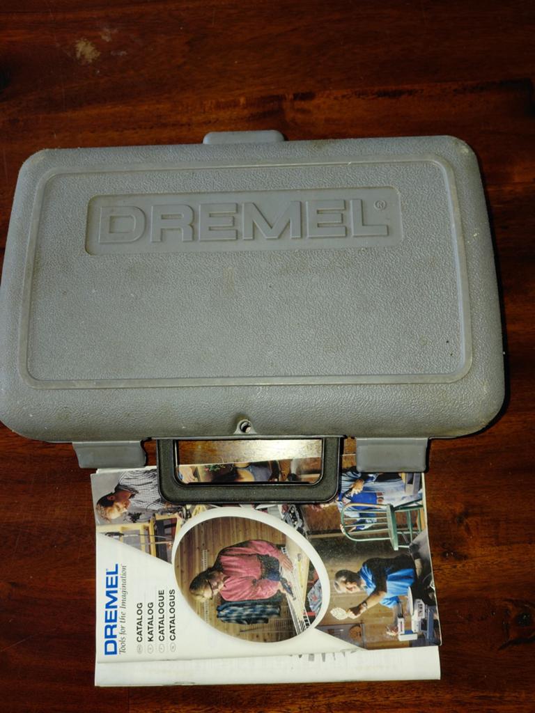 Dremel Multitool Set Compleet met Accessoires, Ophalen of Verzenden, Gebruikt