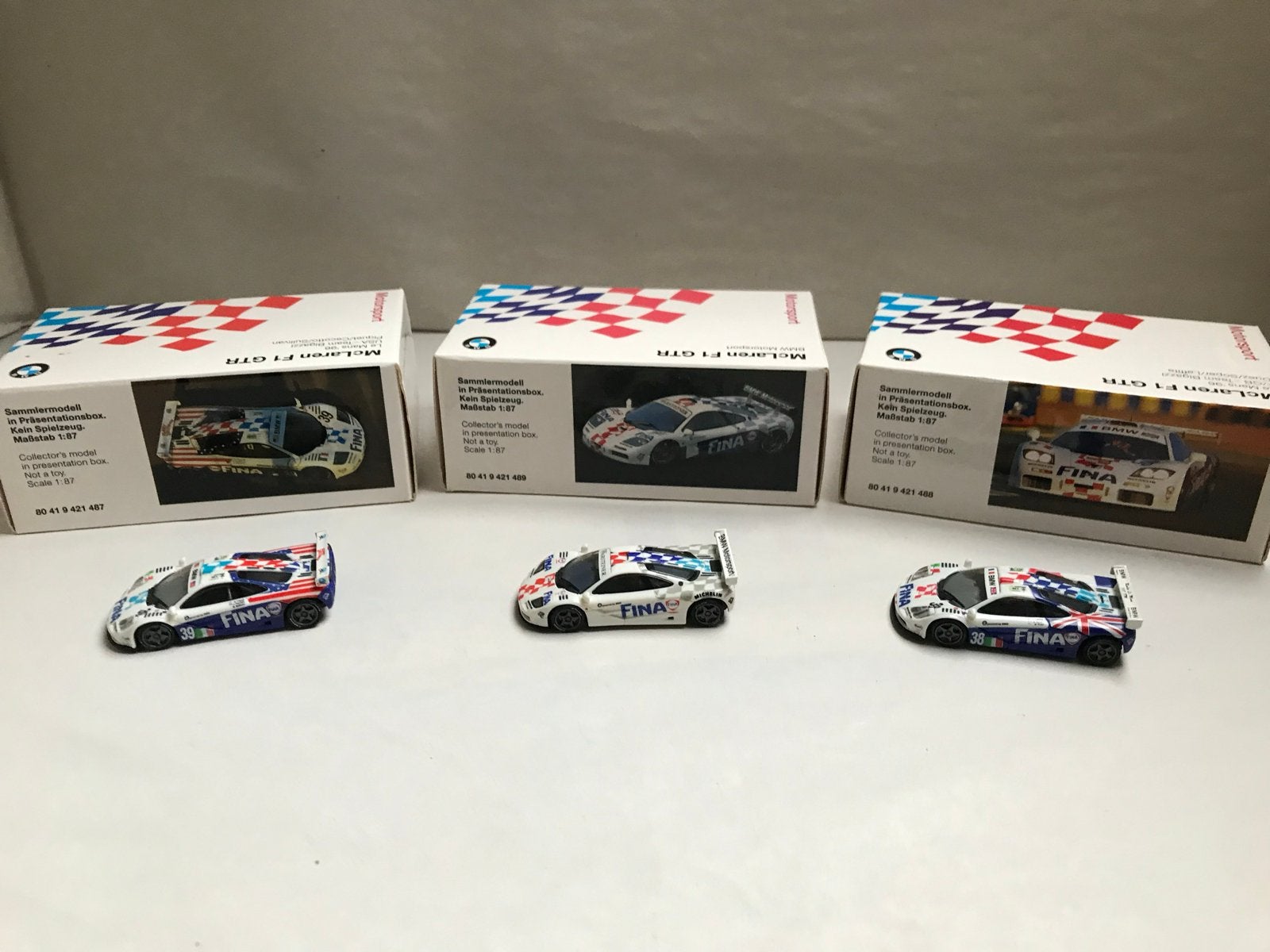 Set van 3 McLaren F1 GTR modelauto's in doos, Ophalen of Verzenden, Nieuw, Auto's