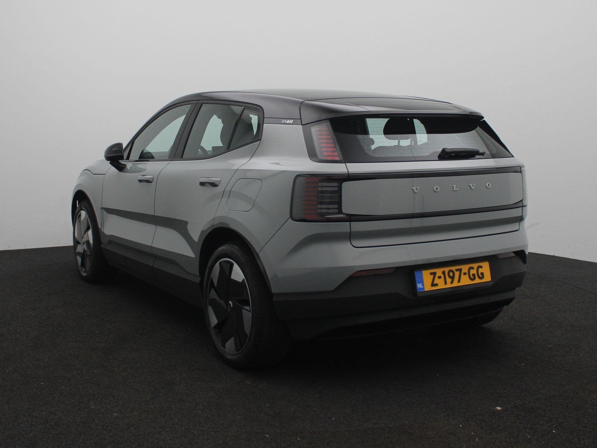 Volvo EX30 Single Motor Extended Range Plus 69 kWh | Apple C, Automaat, Achterwielaandrijving, Gebruikt, Leder en Stof