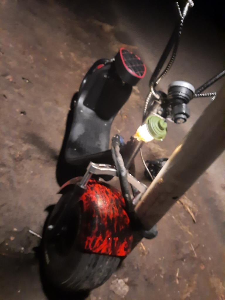 Elektrische scooter met blauw kenteken, Fietsen en Brommers, Ophalen of Verzenden, Gebruikt, Elektrisch