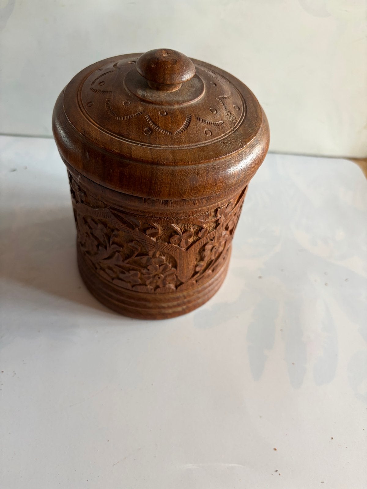 Antieke gesneden houten doos met deksel, Antiek en Kunst, Ophalen of Verzenden