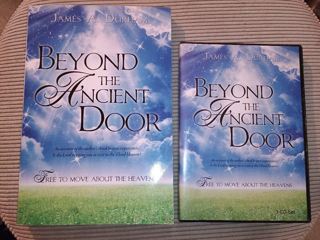Beyond the acient door - James A. Durham, Gelezen, Ophalen of Verzenden, James A. Durham, Christendom | Katholiek