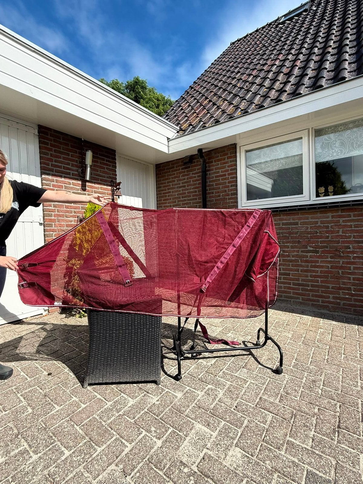 Rode vliegendeken maat 195, Dieren en Toebehoren, Ophalen of Verzenden, Zo goed als nieuw