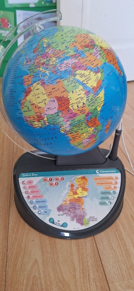 Clementoni wereldbol, Ophalen, Zo goed als nieuw, Met geluid
