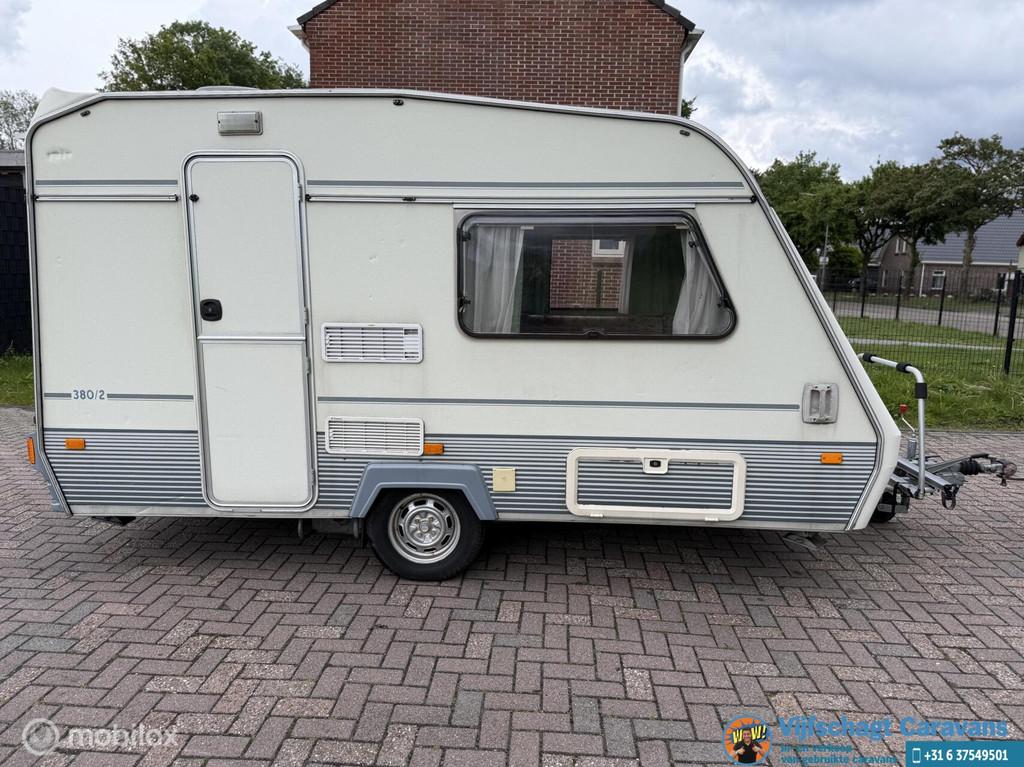 Beyerland Quartz 380 / 2 incl voortent, Caravans en Kamperen, Kachel, Tot en met 2, Bedrijf, 5 tot 6 meter