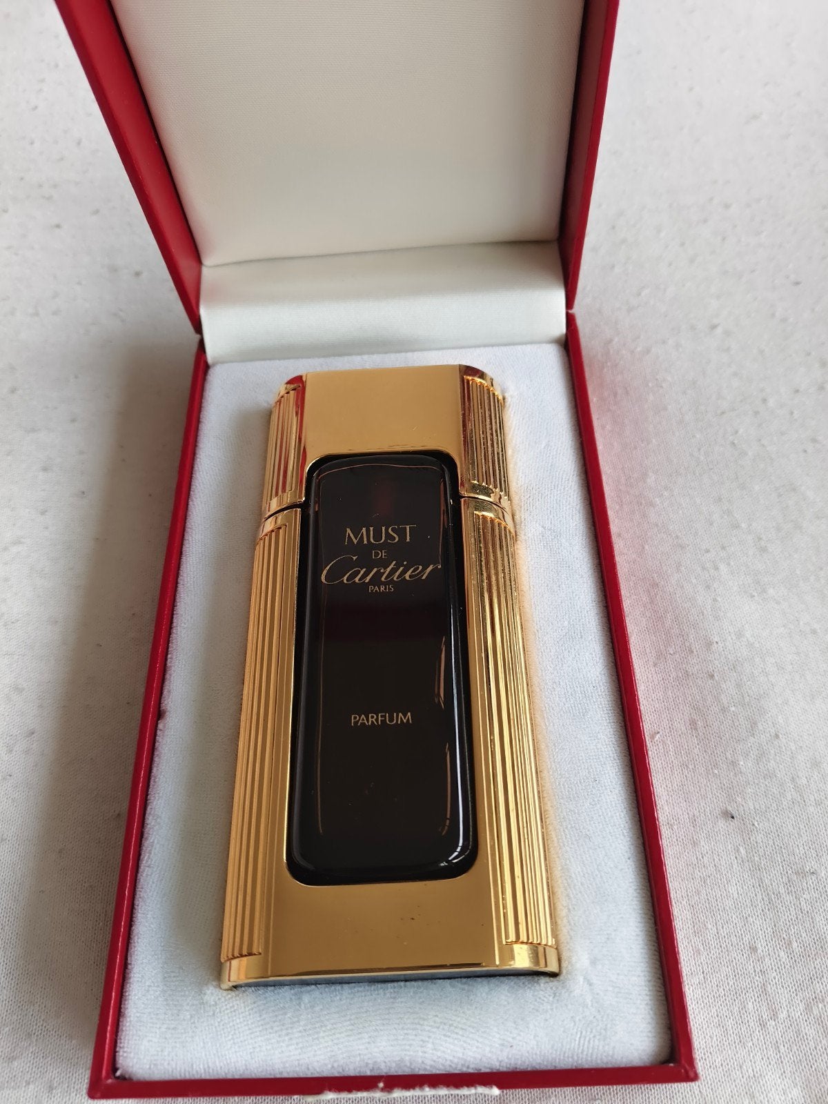 Cartier Must de Cartier Parfum Spray 50ml in doos, Ophalen of Verzenden, Zo goed als nieuw