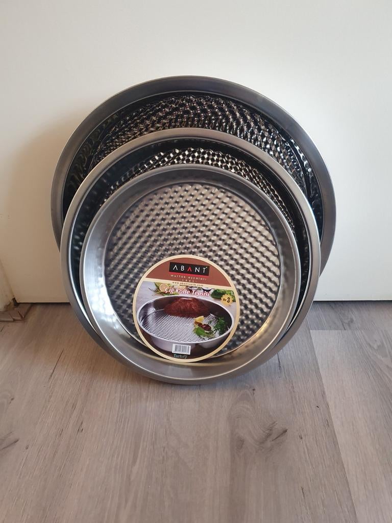 Verschillende dienbladen Çiğ köfte tepsisi, Ophalen, Nieuw, Rond, Metaal