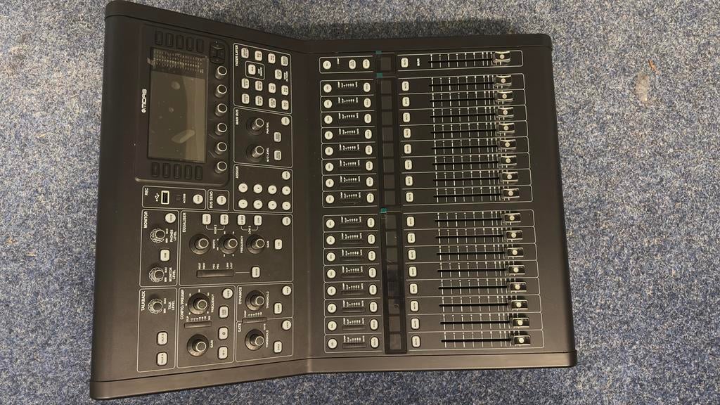 Midas m32R live zgan, Muziek en Instrumenten, Mengpanelen, Ophalen, Zo goed als nieuw, 20 kanalen of meer
