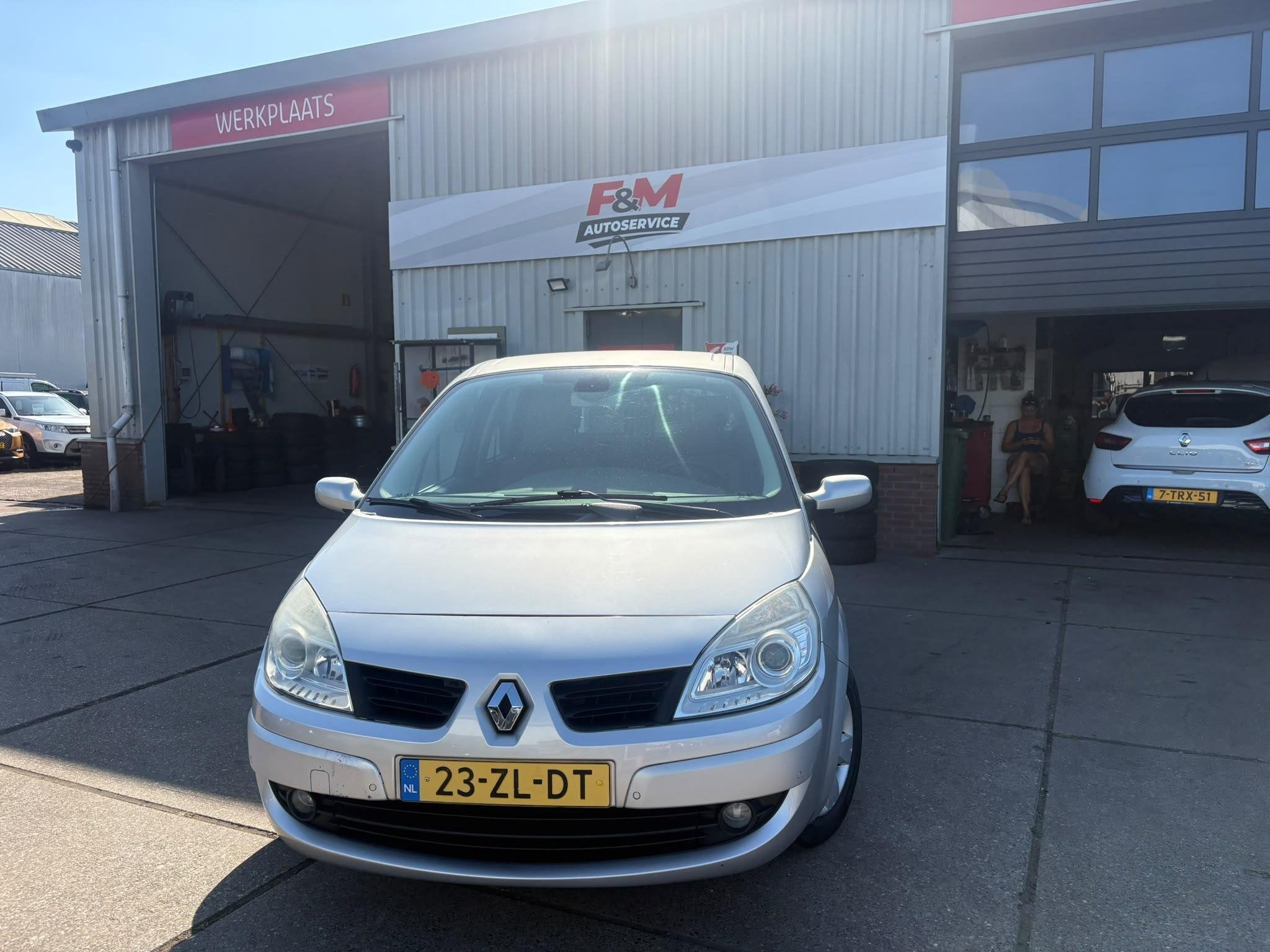 Renault Scénic 1.6-16V Business Line Clima, cruise, navi, p, Auto's, Gebruikt, 1295 kg, 4 cilinders, Parkeersensor
